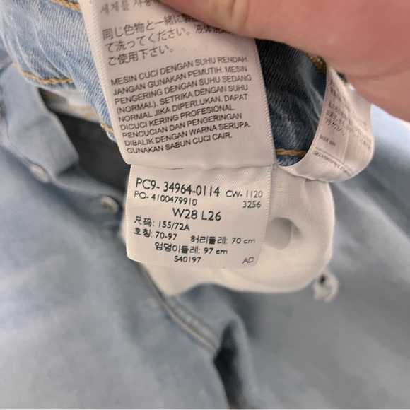 Levi's Wedgie Straight High Rise Raw Hem Distressed Jean Blue size 28 - Picture 13 of 16